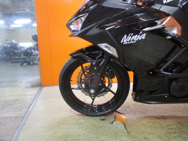 ホイールもこの通り状態グッド！フォークのアウターまでもが綺麗な一台！通販も勿論大歓迎の一台！決済価格